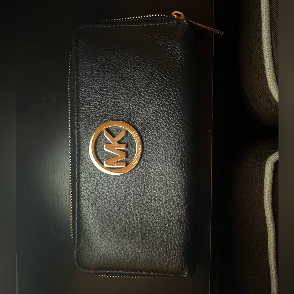 Black mk wallet